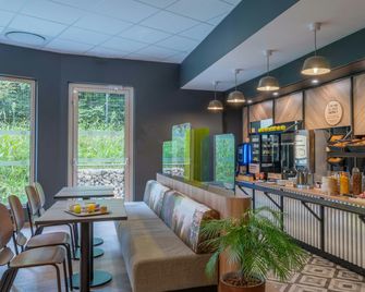 B&B HOTEL Annecy Cran-Gevrier - Annecy - Restaurante