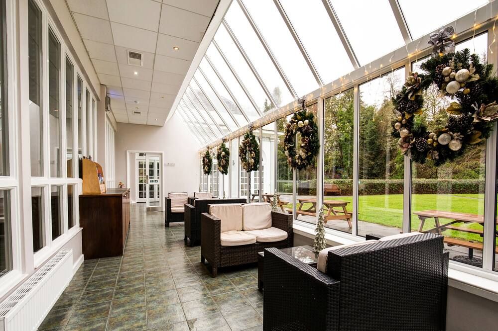 باروني كاسل هوتل