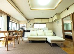 Stay In Yamabe - Furano - Living room