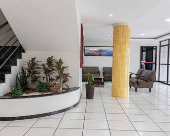 Inter Hotel - Vitória - Lobby