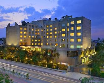 Vivanta Vadodara - Vadodara - Building
