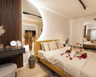 Fountain Bloom - Bucharest - Bedroom