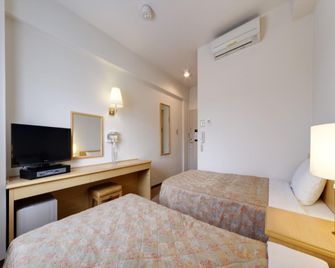 Hotel Az Fukuoka Yasu Ten - Chikushino - Slaapkamer