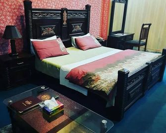 Divine Hotel - Rawalpindi - Bedroom