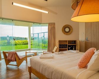 Summer House Resort - Yercaud - Habitación