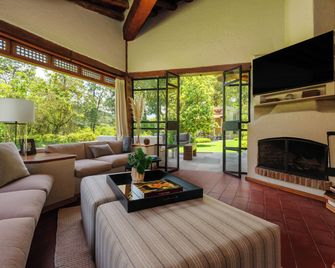 Casas Abi - Valle de Bravo - Living room