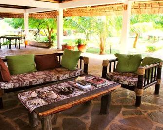 Watamu Eco Villas - Watamu - Sala de estar