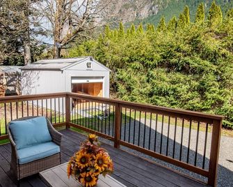 Unique/modern/Mt Si/Shopping - North Bend - Balcony