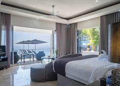 Suluban Cliff Bali Villa - South Kuta - Bedroom
