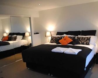 Studio Venti Sette Accommodation - Myrtleford - Habitación