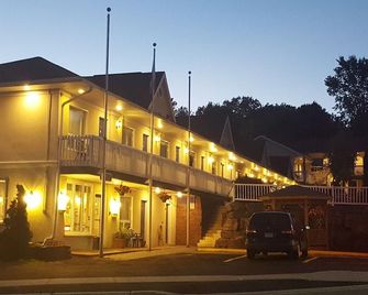 Rainbow Inn - Huntsville - Gebouw