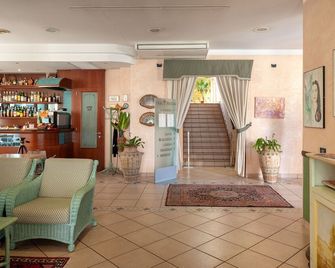 Hotel Mondial - Porto Recanati