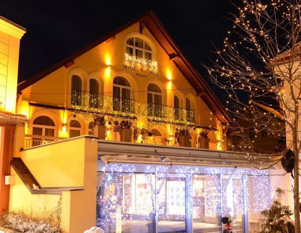 Hotel Post Wrann - Velden am Wörthersee - בניין