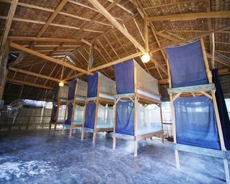 Paglaom Hostel - General Luna - Bedroom
