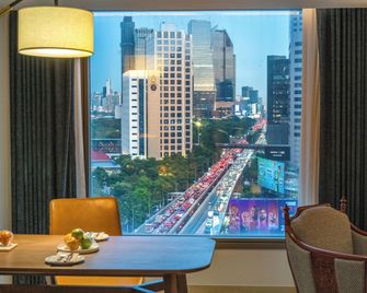 Montien Hotel Surawong Bangkok - Banguecoque