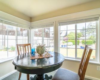 Seaside Prom - Seaside - Dining room