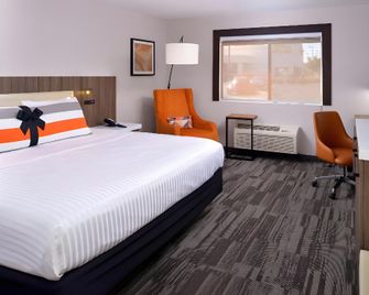 La Casa Modesto, Ascend Hotel Collection - Modesto - Strand