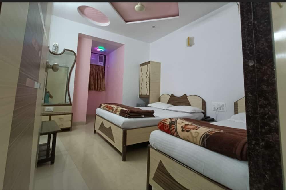 Hotel Broadway Colaba