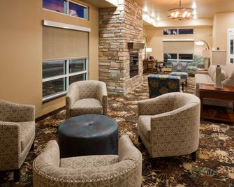 GrandStay Hotel & Suites Valley City - Valley City - Lobby