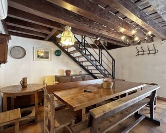 Cottage-Private Bathroom - Velamazán - Essbereich