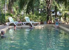 Big4 Howard Springs Holiday Park - Darwin - Pool
