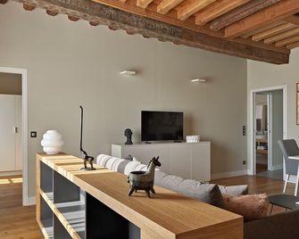 Hotel Le Chevalier Bleu - Monpazier - Living room