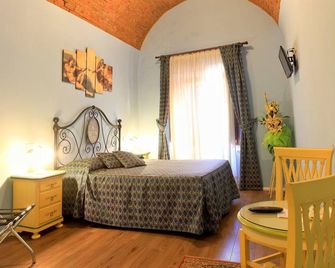 La Terrazza Di Montepulciano - Montepulciano - Bedroom