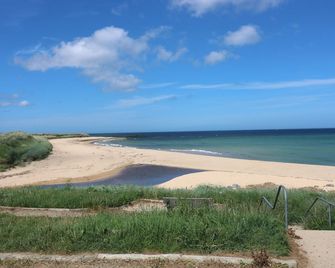 Bella's Beach Cottage - Фрейзербург - Пляж