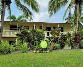 Tropical Rainforest Retreat - Naguabo - Edificio