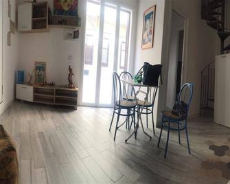 Beautiful apartment a stone's throw from the sea in Sicily San Nicola - Trabia - Sala pranzo