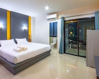 Phoomjai Service Apartment - Chalong - Schlafzimmer