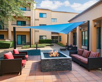 Courtyard by Marriott San Antonio Medical Center - San Antonio - Patio