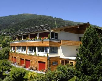 Das Sonnenheim Hotel und Garni - 巴德小基希海姆 - 建築