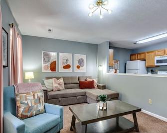 Luxury Brooklyn St APT in Heart of Cumberland Gap - Cumberland Gap - Sala de estar
