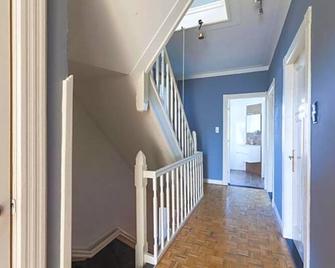 Bed and Breakfast Raapop - Arnhem - Pasillo