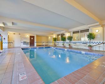Clubhouse Inn - West Yellowstone - Piscina