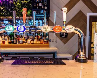 Hilton Garden Inn Abingdon Oxford - Abingdon - Bar