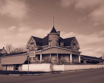 Rosemount Motel - Bedford - Gebouw