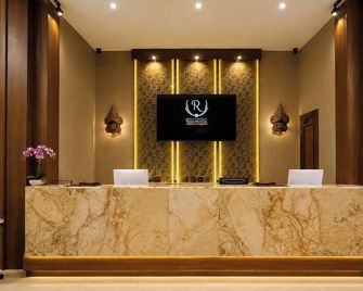 Riss Hotel Malioboro - Yogyakarta - Front desk