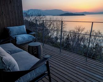 Millennium Olive Terrace for your wellness - Tonosho - Balcone