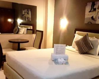 Devera Hotel - אנג'לס סיטי - חדר שינה