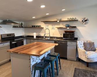 Downtown Studio - White - Moscow - Küche