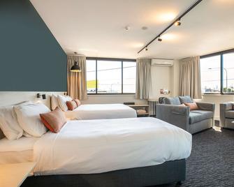 Nightcap At Chardons Corner Hotel - Brisbane - Bedroom
