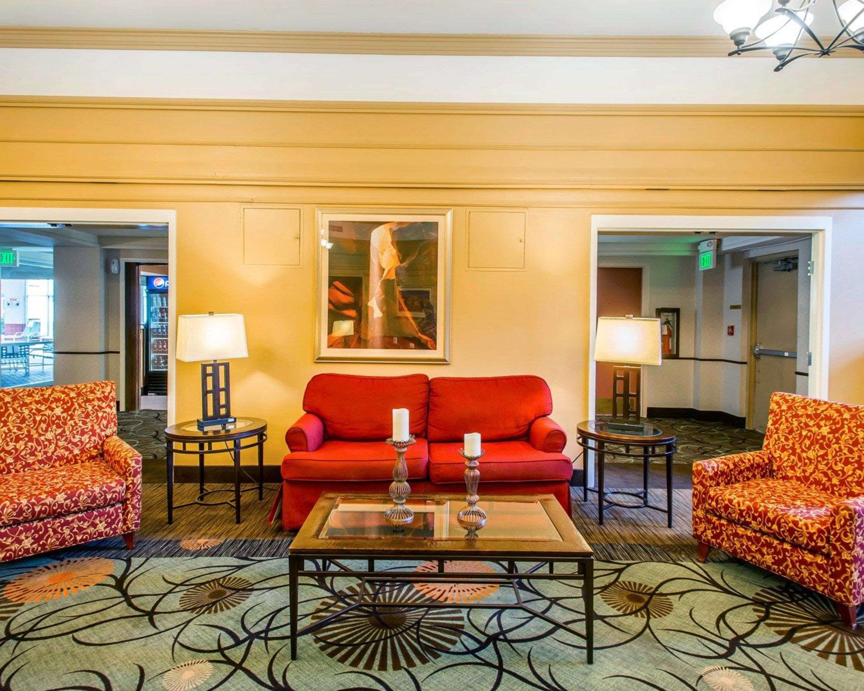 Quality Inn and Conference Center Greeley Downtown thumbnail 3