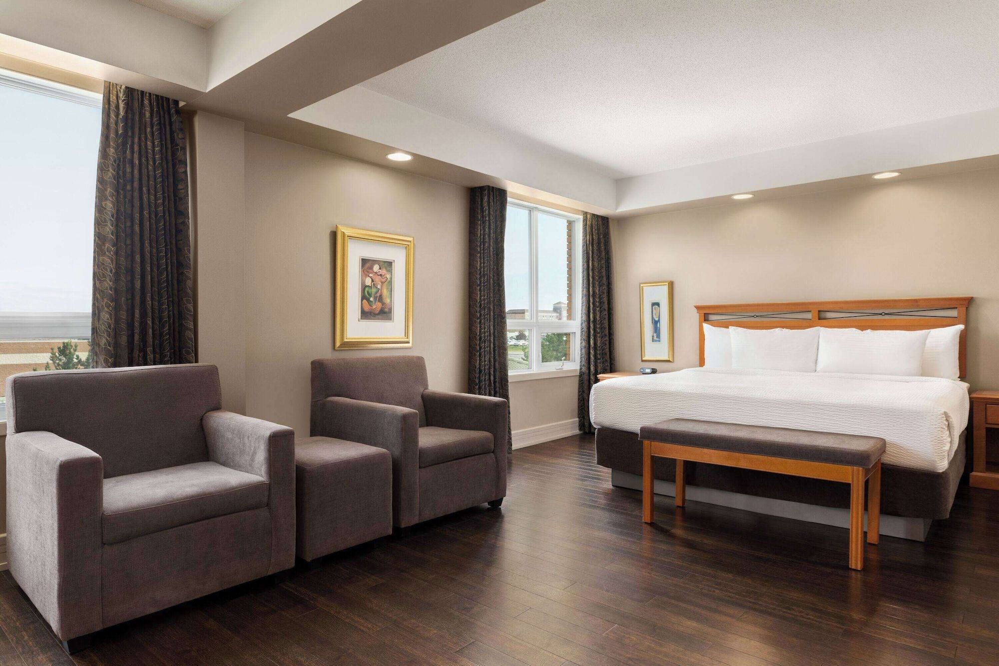 Grand Hotel & Conference Centre Calgary Airport, an Ascend Collection Hotel