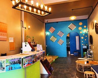 Tt Premium Hostel Vientiane - ויינטיאן - דלפק קבלה