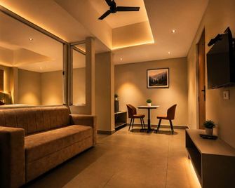 Hotel in Hypolux - Palakkad