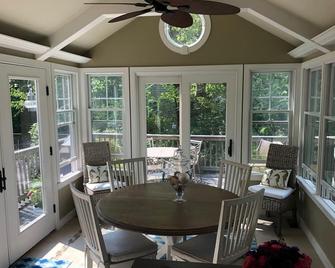 Waterfront Designer Styled Home in National Seashore Area - Eastham - Dining room