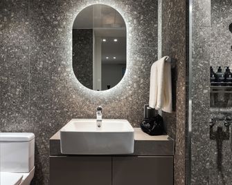 Kensington Resort Jeju Jungmun - Seogwipo - Bathroom
