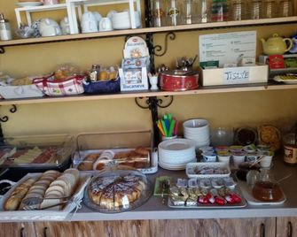 B&B Al Cristo - Sant'Ambrogio di Valpolicella - Buffet